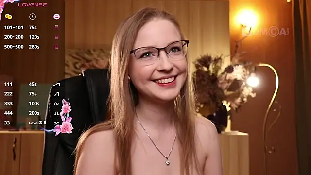 Snapshot of steffania- chatting on 02-17-25, 12:10 steffania- online show from 02-17-25, 12:10