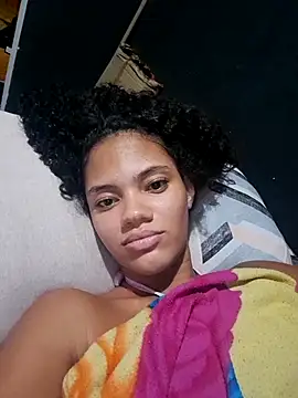 Snapshot of Karinamello chatting on 09-21-25, 03:30 Karinamello online show from 09-21-25, 03:30