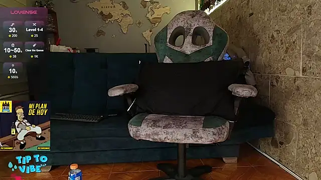 Snapshot of rogert_xx chatting on 02-13-26, 01:12 rogert xx online show from 02-13-26, 01:12