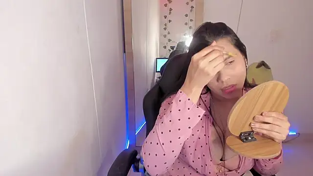 hellensexy online show from 01-14-25, 10:02