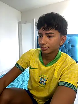 Leonarrrd 01 online show from 10-10-25, 08:19