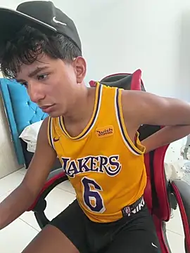 Leonarrrd 01 online show from 03-03-26, 07:31