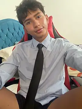 Leonarrrd 01 online show from 03-05-26, 08:49