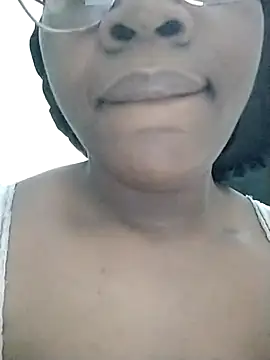 Snapshot of halana_heredia chatting on 10-11-25, 02:22 halana heredia online show from 10-11-25, 02:22