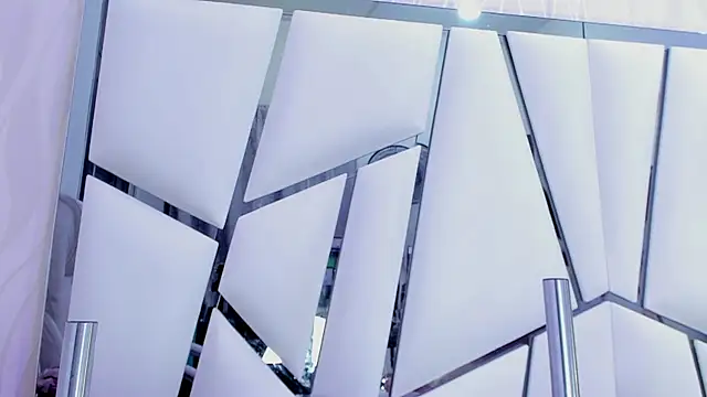  aurora18  online show from 03-15-25, 06:36