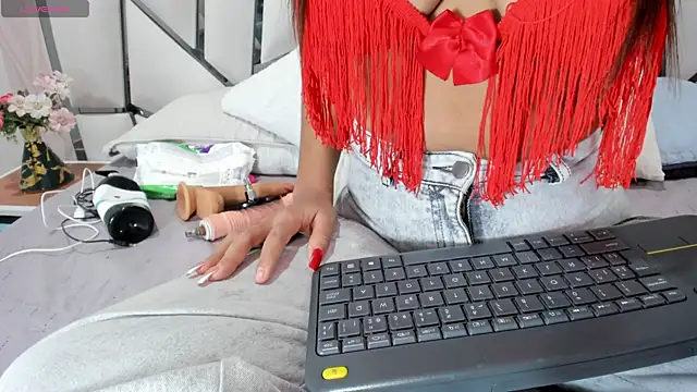  aurora18  online show from 09-27-25, 03:11