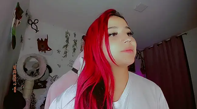 Snapshot of madisonx17 chatting on 01-03-25, 04:44 madisonx17 online show from 01-03-25, 04:44