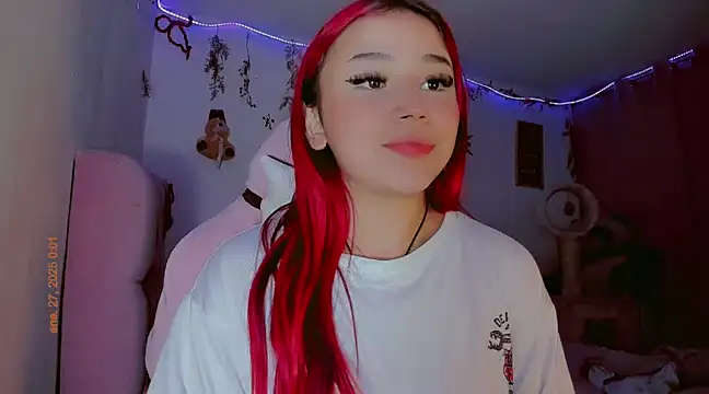 Snapshot of madisonx17 chatting on 01-27-25, 05:03 madisonx17 online show from 01-27-25, 05:03