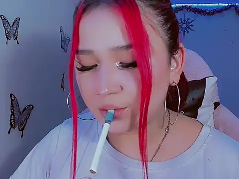 Snapshot of madisonx17 chatting on 02-12-26, 10:49 madisonx17 online show from 02-12-26, 10:49