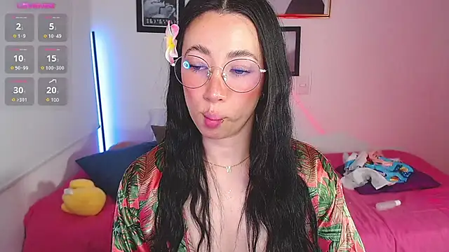 Snapshot of lilyy_evanss chatting on 02-20-25, 01:57 lilyy evanss online show from 02-20-25, 01:57