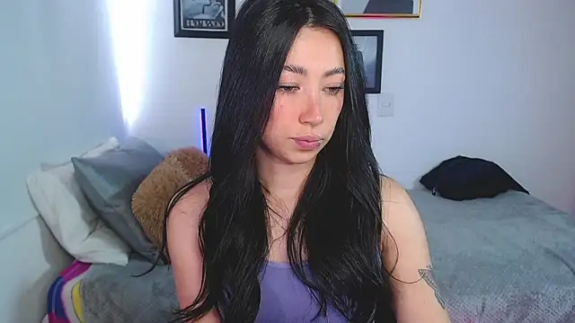 Snapshot of lilyy_evanss chatting on 03-20-25, 10:07 lilyy evanss online show from 03-20-25, 10:07