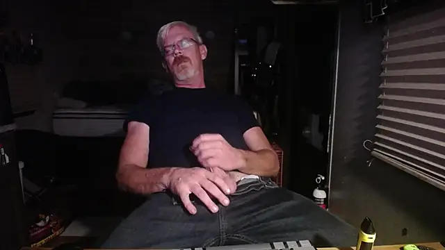 Snapshot of Di9ital069 chatting on 01-20-25, 03:15 Di9ital069 online show from 01-20-25, 03:15