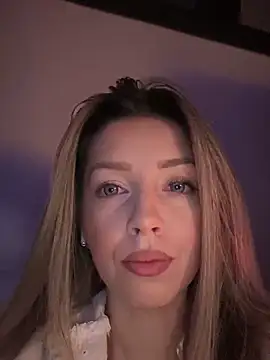 Snapshot of SonyaD_ chatting on 12-24-24, 05:38 SonyaD online show from 12-24-24, 05:38