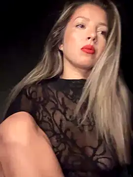 Snapshot of SonyaD_ chatting on 09-16-25, 01:17 SonyaD online show from 09-16-25, 01:17