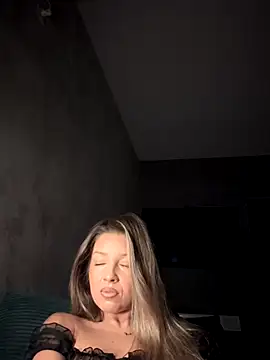 Snapshot of SonyaD_ chatting on 10-13-25, 01:38 SonyaD online show from 10-13-25, 01:38