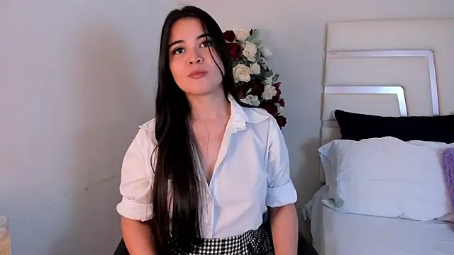 Snapshot of CamilaSofiia chatting on 01-18-25, 07:58 CamilaSofiia online show from 01-18-25, 07:58
