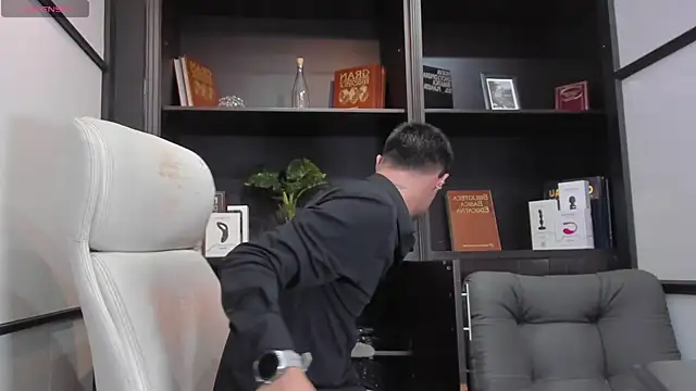 EdwardRoss  online show from 03-12-25, 08:20