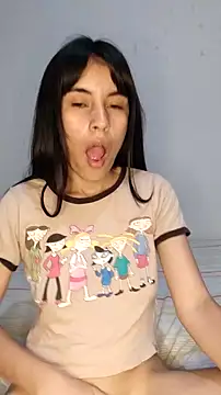 Snapshot of melodybar27 chatting on 12-30-24, 10:23 melodybar27 online show from 12-30-24, 10:23