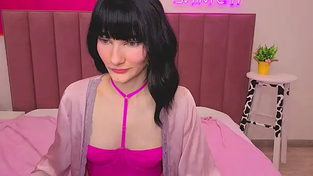 Snapshot of Lili_flowerr chatting on 04-16-26, 10:05 Lili flowerr online show from 04-16-26, 10:05
