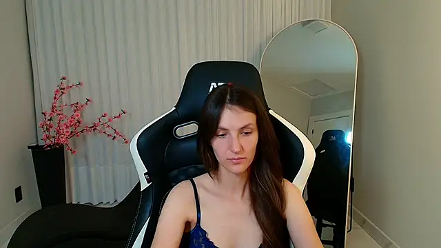 upssnowy online show from 11-17-25, 10:26