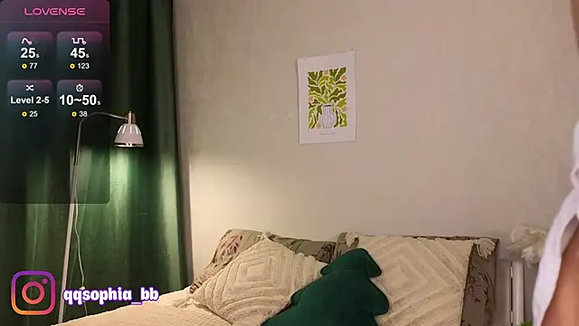 ErinLewist online show from 03-21-25, 01:13