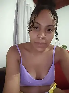 Julia Pretinha online show from 11-07-25, 02:22