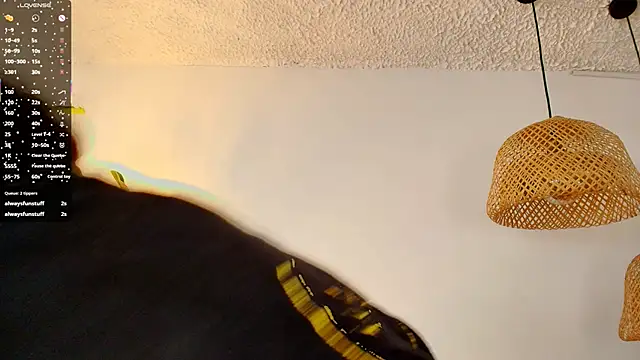 Fluffy Bubble21 online show from 03-19-25, 10:22