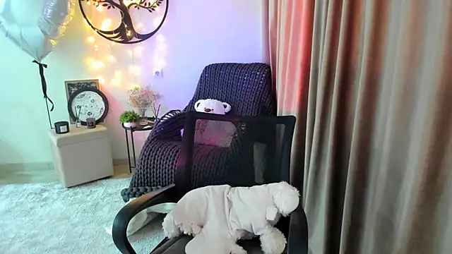 worldofkim online show from 05-16-26, 10:36