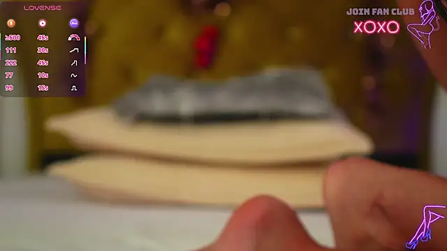 VelmaEvans online show from 12-04-25, 03:16