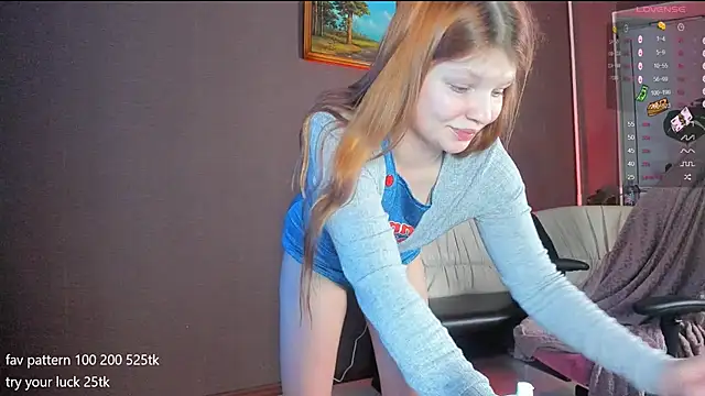 Snapshot of lil_lia chatting on 12-09-24, 07:39 lil lia online show from 12-09-24, 07:39