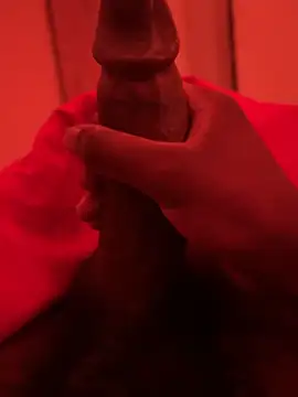 Snapshot of tatou18 chatting on 02-28-26, 01:50 tatou18 online show from 02-28-26, 01:50