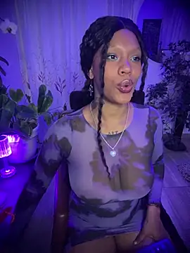 haiiley more online show from 03-13-26, 12:06