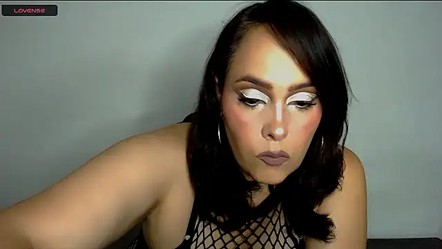 Miss Agatha online show from 12-04-24, 02:31