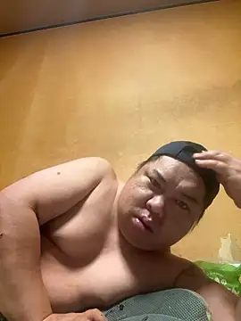 punk0805 online show from 09-28-25, 05:07