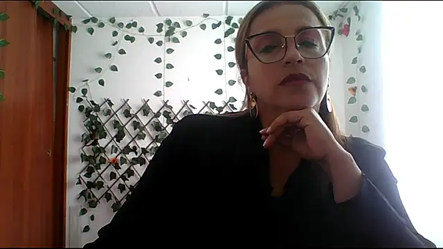 RossanaLionheart online show from 11-10-25, 08:52