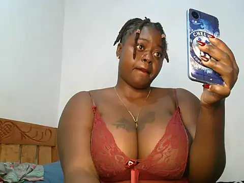 t-QueenSlyy online show from 11-01-25, 08:49