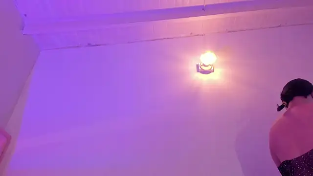 Snapshot of Voluptupus-girl chatting on 01-24-25, 08:32 Voluptupus-girl online show from 01-24-25, 08:32