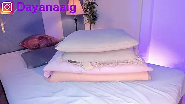 Snapshot of Voluptupus-girl chatting on 02-11-26, 12:26 Voluptupus-girl online show from 02-11-26, 12:26