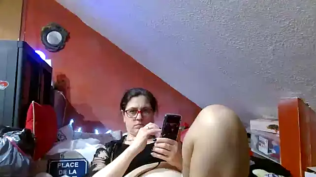 Snapshot of lanax chatting on 12-05-24, 02:11 lanax online show from 12-05-24, 02:11
