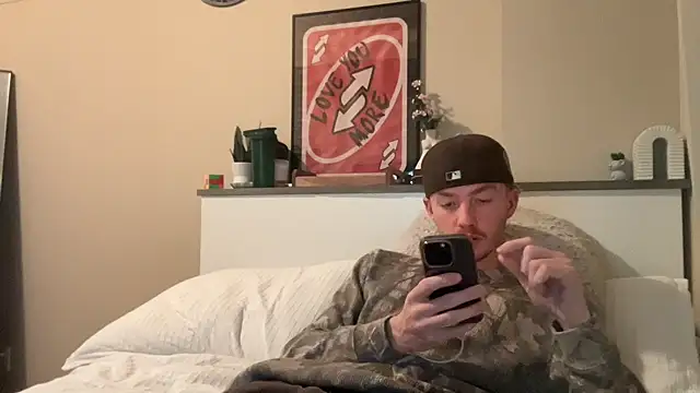 younghungginger online show from 01-04-25, 05:48