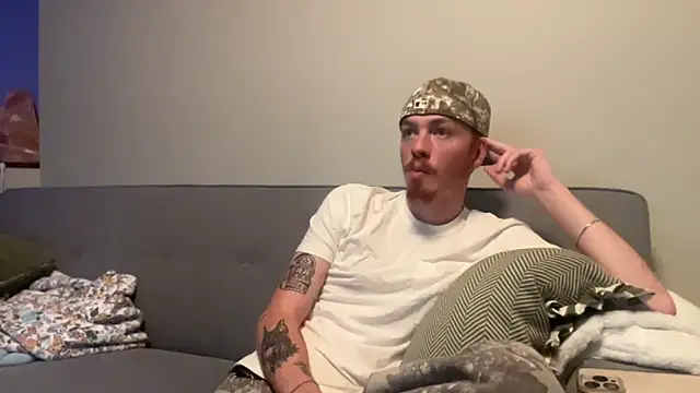 younghungginger online show from 11-30-25, 12:25