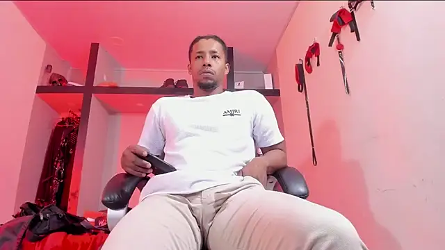 AlejoKhalifa  online show from 06-13-26, 11:52