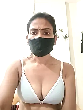 sunita6009 online show from 07-06-26, 03:03