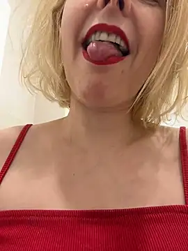 Yourdirtybitch online show from 02-21-25, 08:05