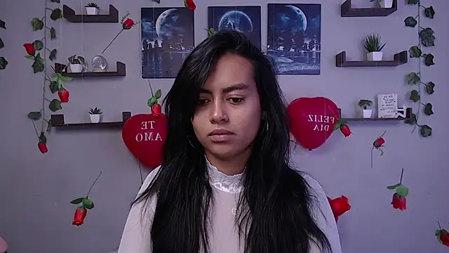 Snapshot of macey_elliot_ chatting on 02-18-25, 12:28 macey elliot online show from 02-18-25, 12:28