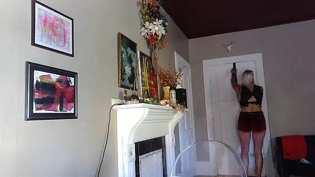 Glamazonx online show from 10-25-25, 08:03