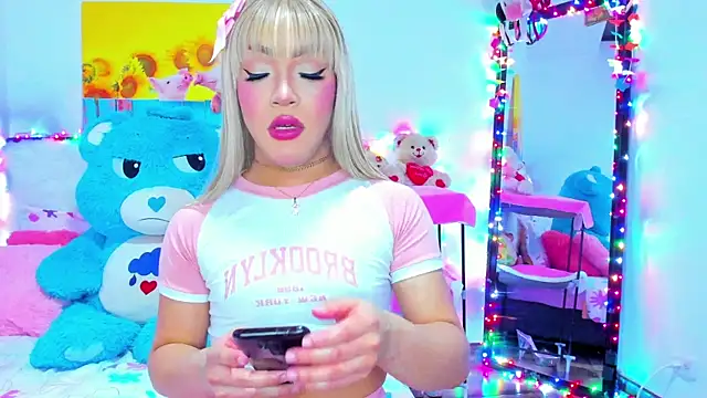 Candy Candy   online show from 01-14-26, 07:30