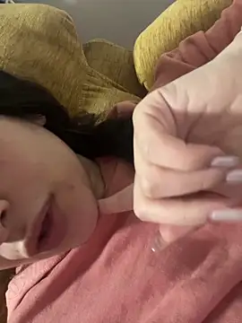 Snapshot of lylyacachonda chatting on 02-25-26, 11:25 lylyacachonda online show from 02-25-26, 11:25