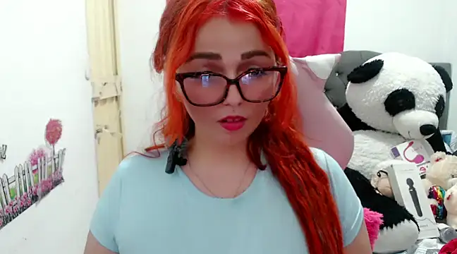 Snapshot of Alexatexa2929 chatting on 01-08-25, 01:32 Alexatexa2929 online show from 01-08-25, 01:32