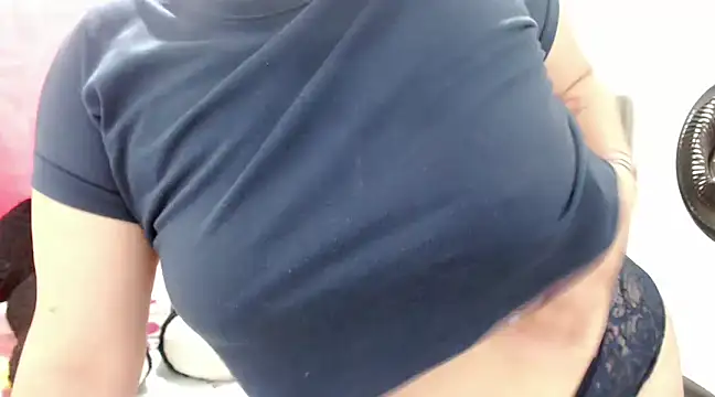 Snapshot of Alexatexa2929 chatting on 02-01-25, 02:16 Alexatexa2929 online show from 02-01-25, 02:16